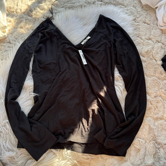 NWT Madewell Jersey V-Neck Long-Sleeve Top in black - Picture 5 of 14